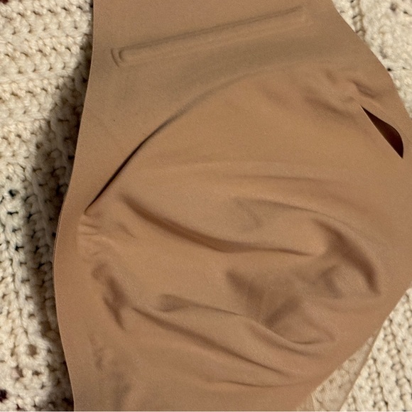 Honeylove Nude Wireless Bra - Picture 4 of 6